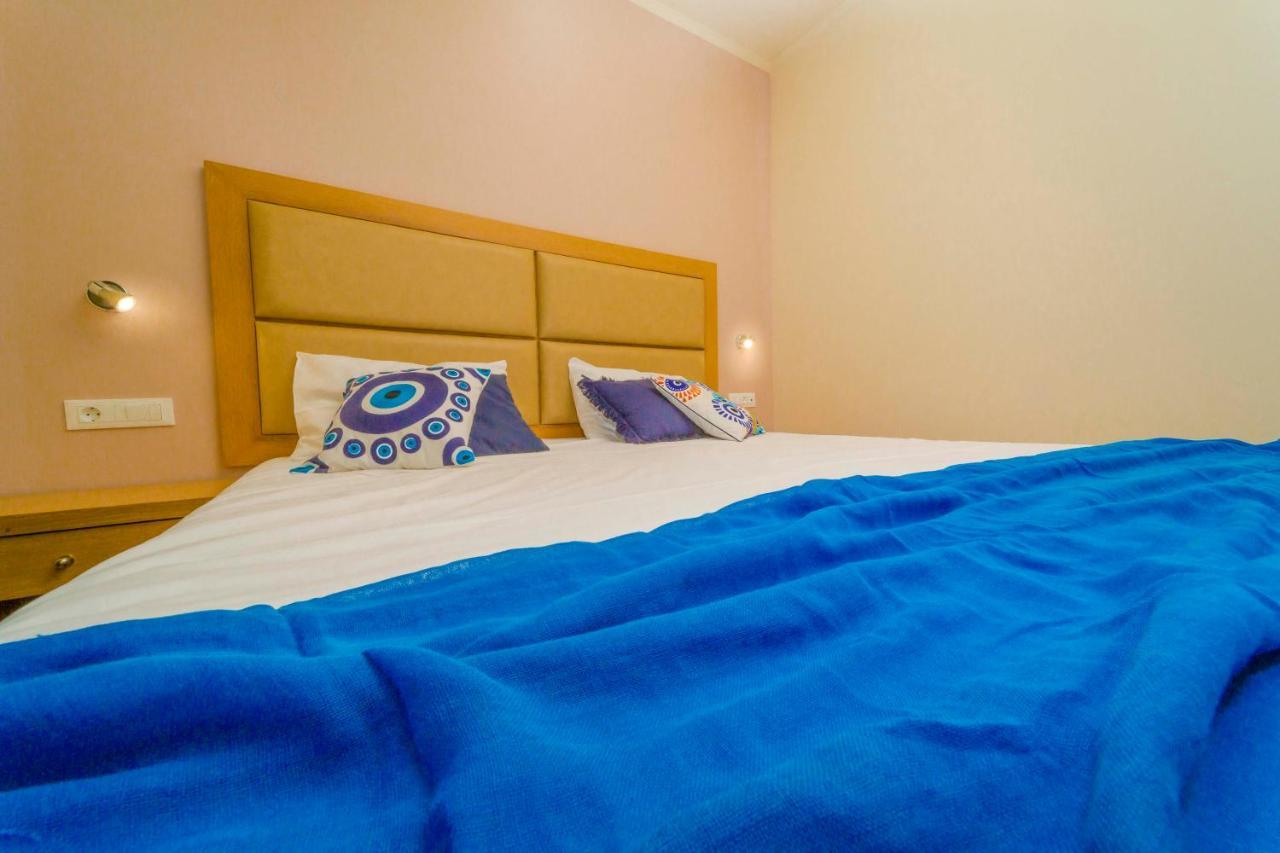 Amaryllis Front Hotel 3*